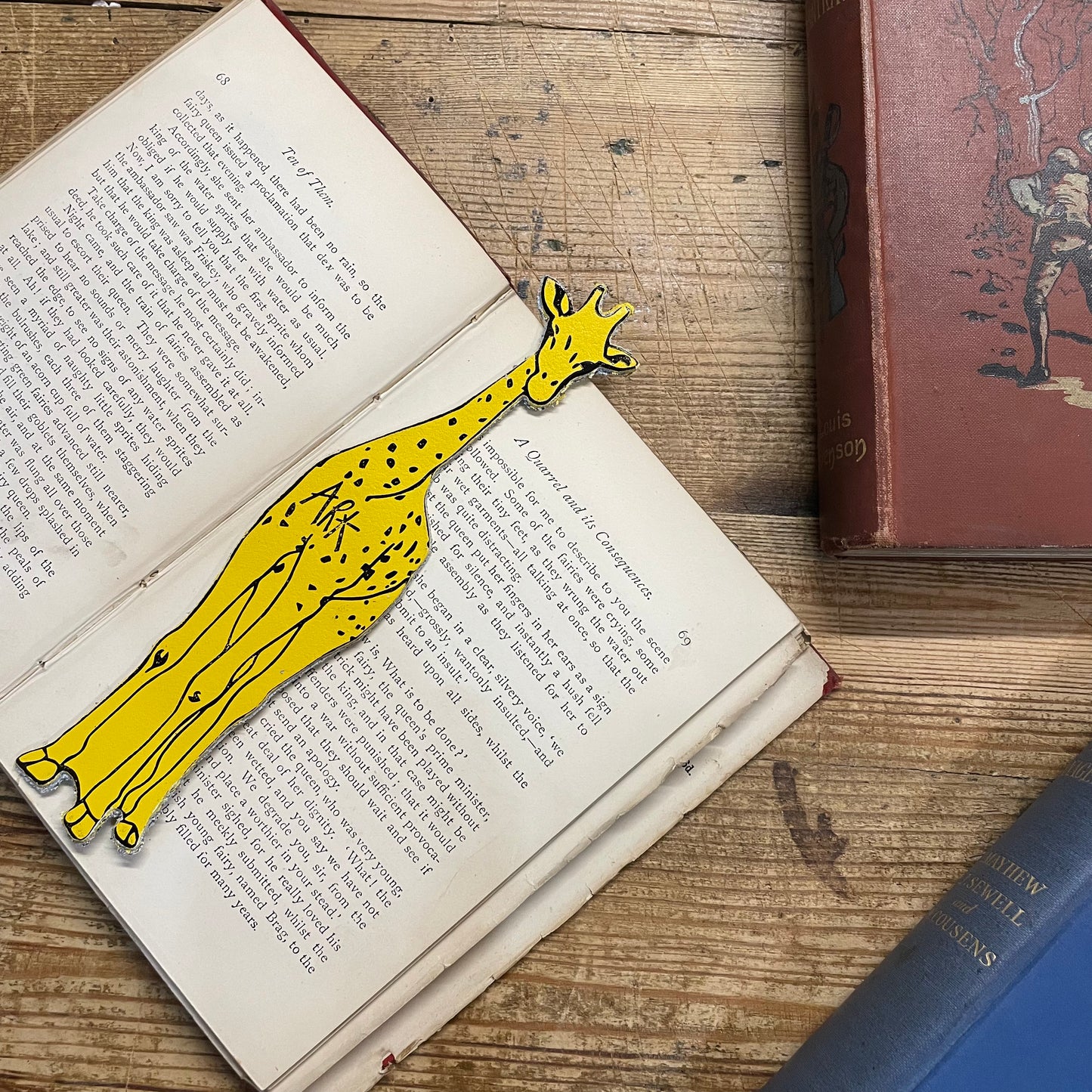 Giraffe Bookmark - Yellow