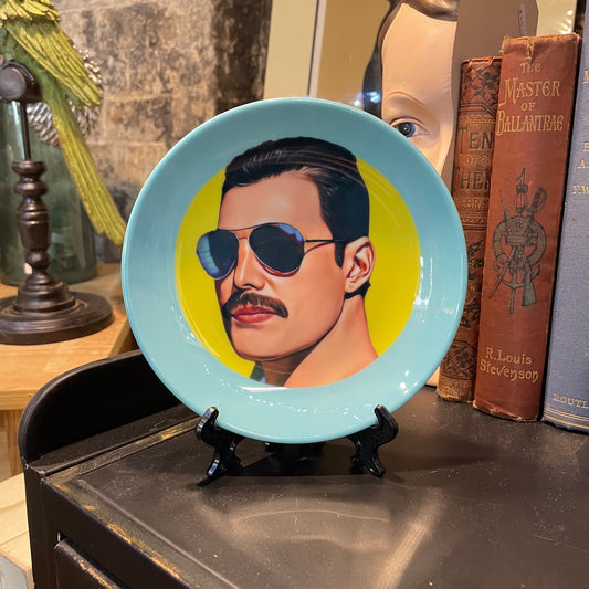'Cool Freddie' Plate